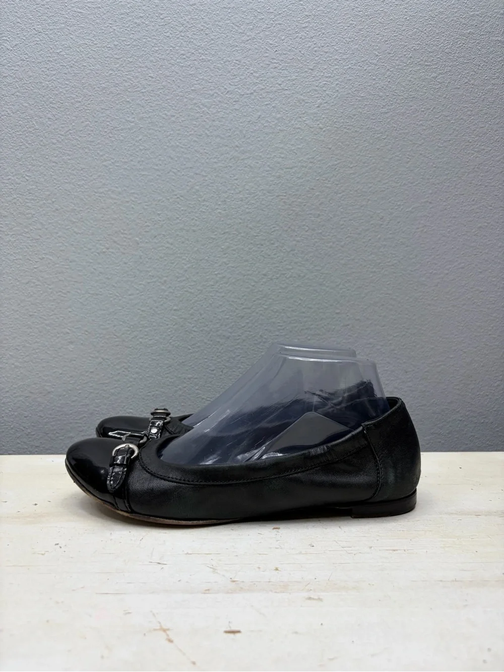 AGL Black Leather Monika Round Toe Flats Size 38